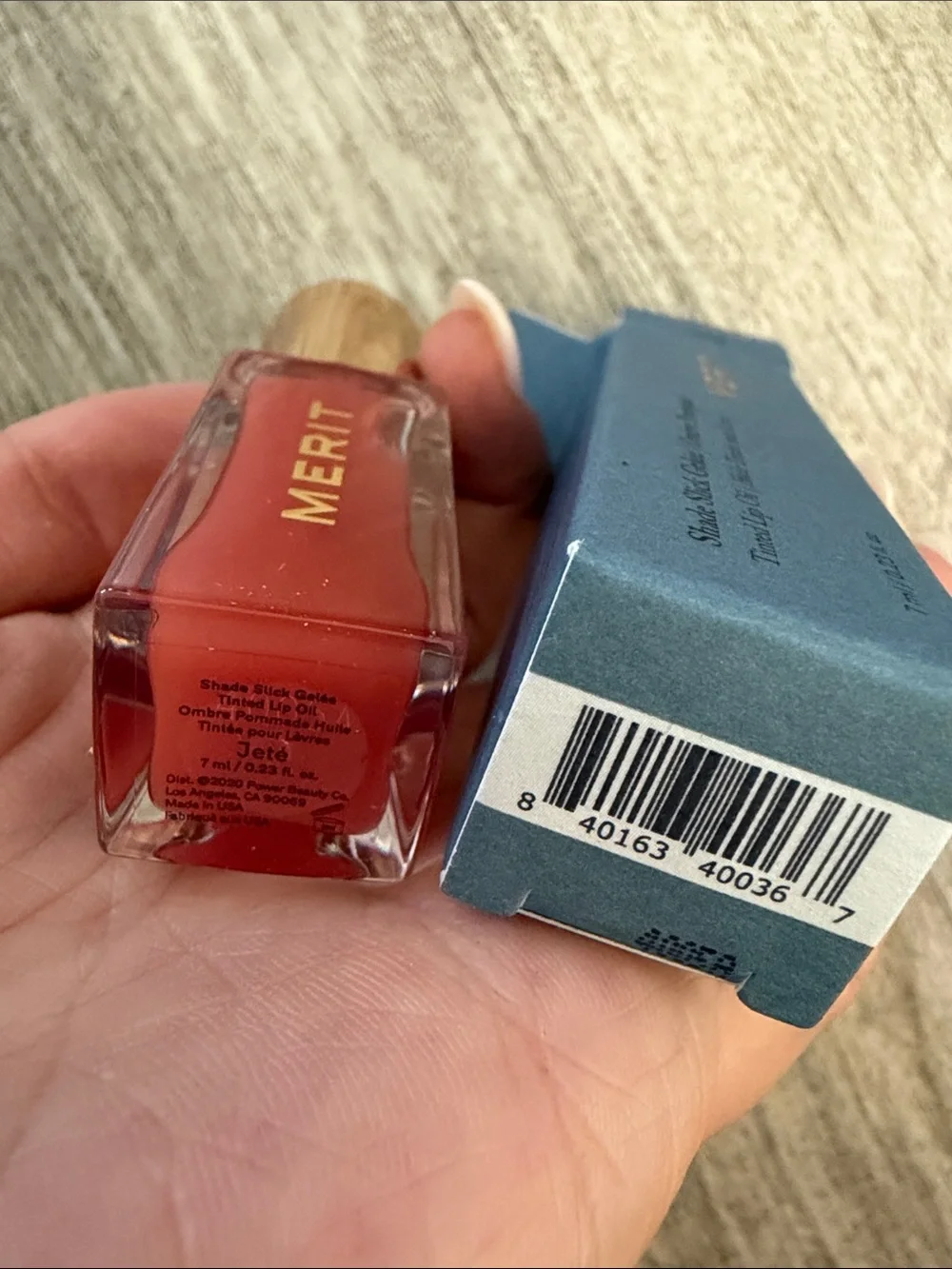 Merit jeté lip
